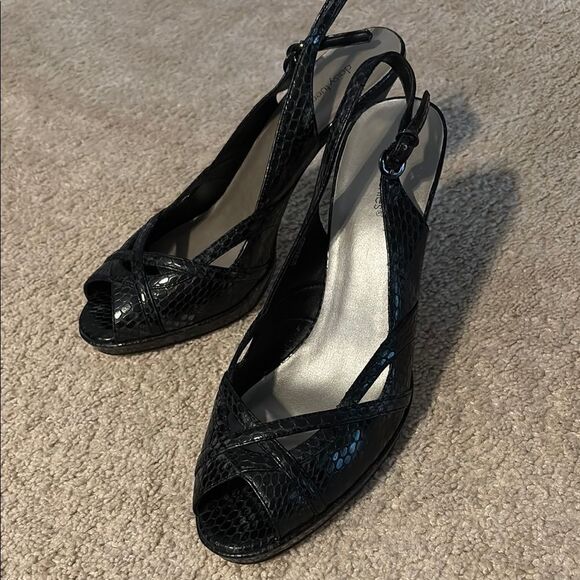 DAISY FUENTES CECILE BLACK SLINGBACK HEELS - Picture 1 of 6